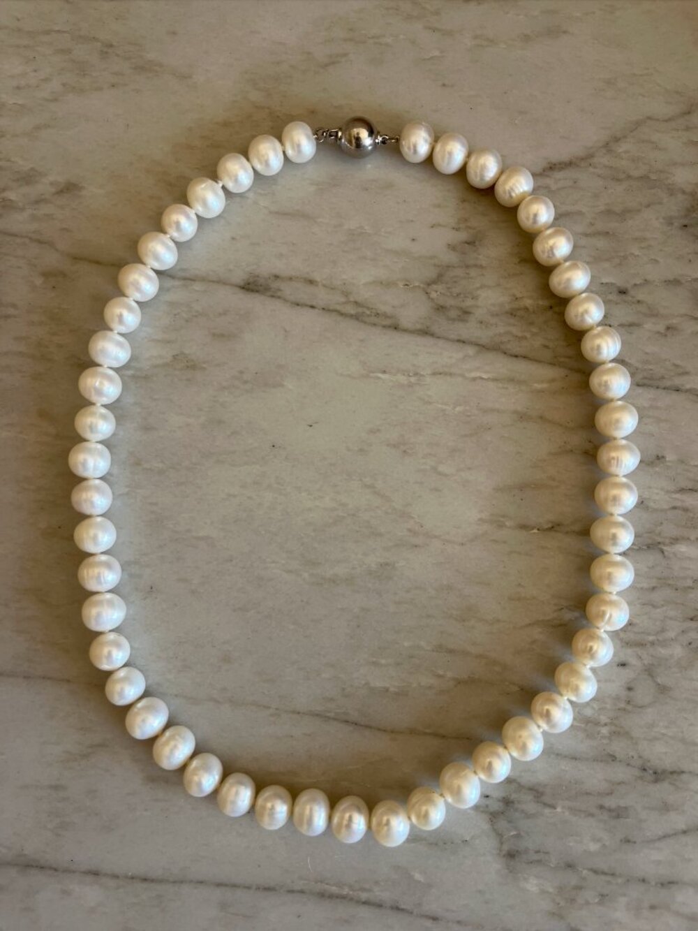 Freshwater pearl necklace 18"
